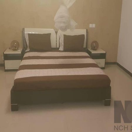 Saly - Villa Kage 6 Chambres -Clim-Wifi-Eau Chaude-Billard-Babyfoot-Ping Pong-Canal - Electricite Non Comprise Ngoại thất bức ảnh