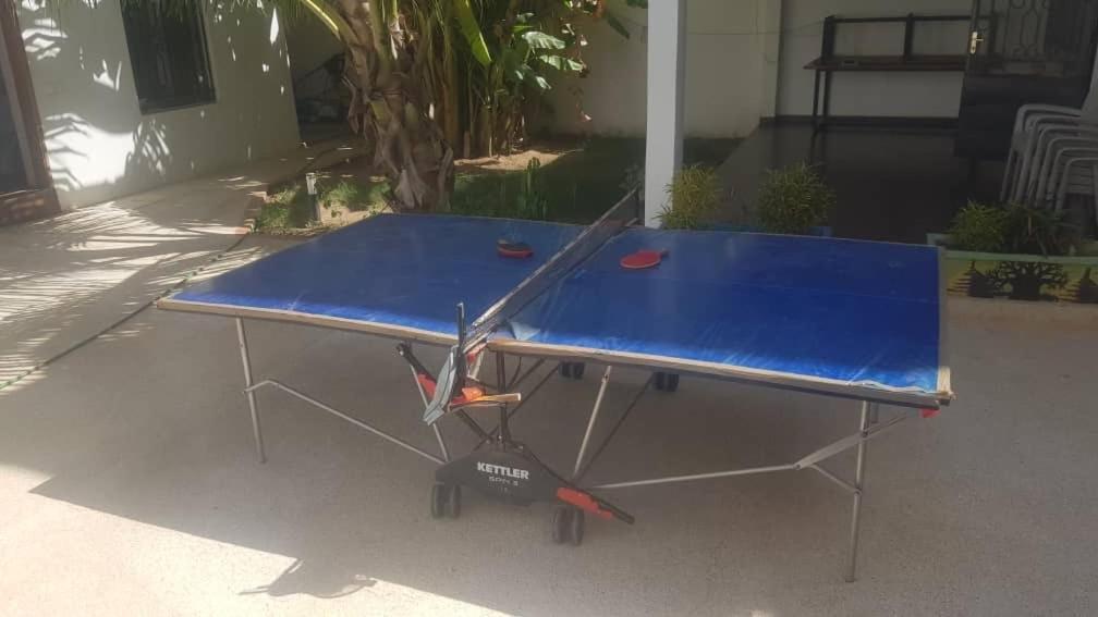 Saly - Villa Kage 6 Chambres -Clim-Wifi-Eau Chaude-Billard-Babyfoot-Ping Pong-Canal - Electricite Non Comprise Ngoại thất bức ảnh