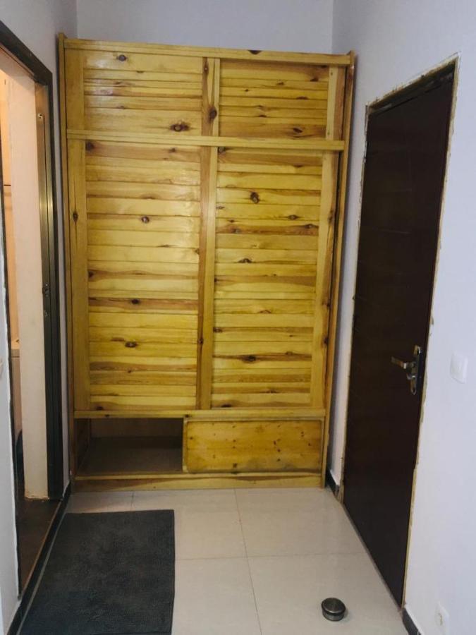 Saly - Villa Kage 6 Chambres -Clim-Wifi-Eau Chaude-Billard-Babyfoot-Ping Pong-Canal - Electricite Non Comprise Ngoại thất bức ảnh