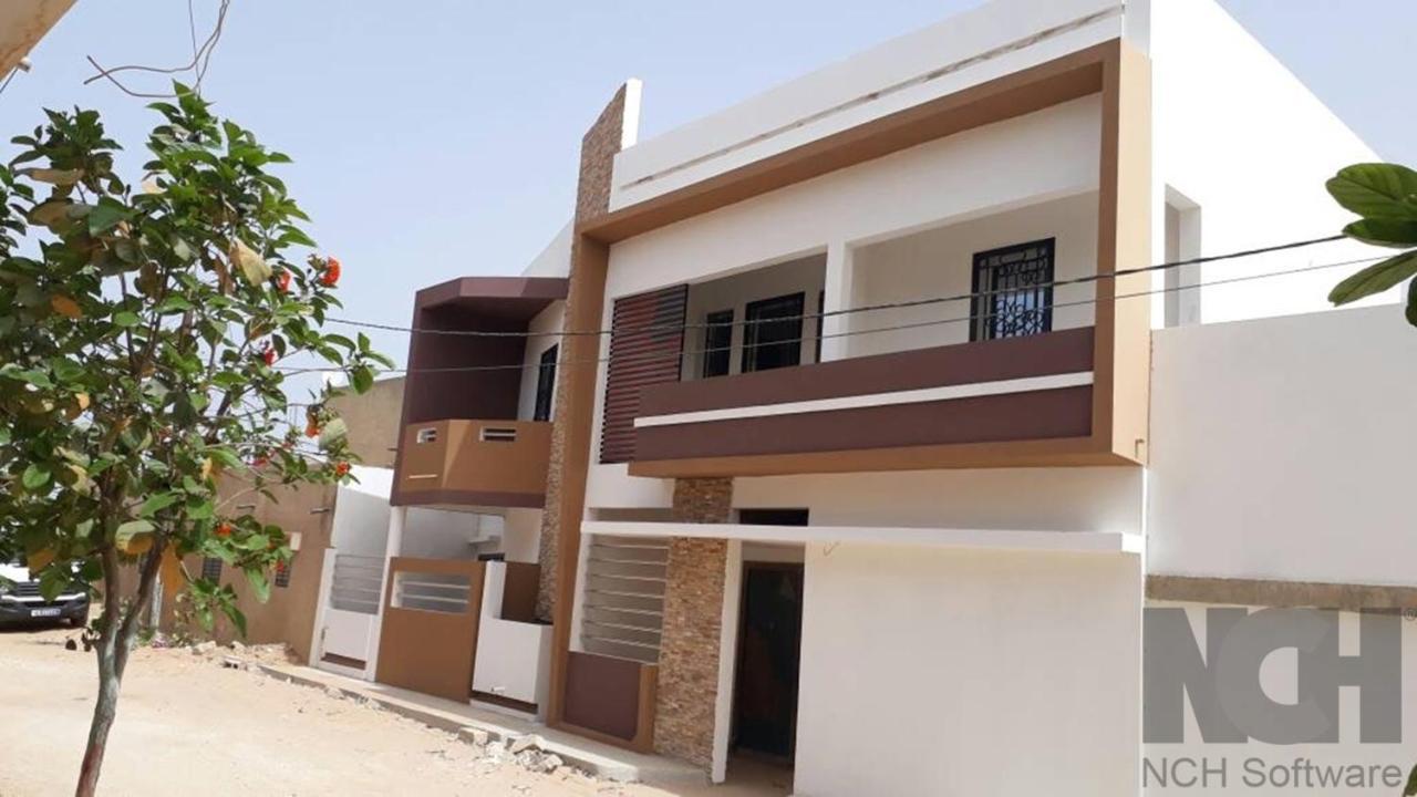 Saly - Villa Kage 6 Chambres -Clim-Wifi-Eau Chaude-Billard-Babyfoot-Ping Pong-Canal - Electricite Non Comprise Ngoại thất bức ảnh